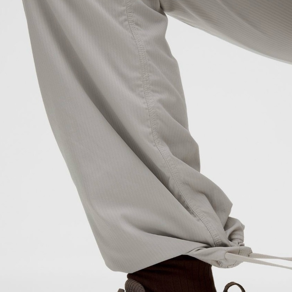 lululemon gray Dance studio pants sz 4 regular mid rise full length retail: $128 - Picture 8 of 16